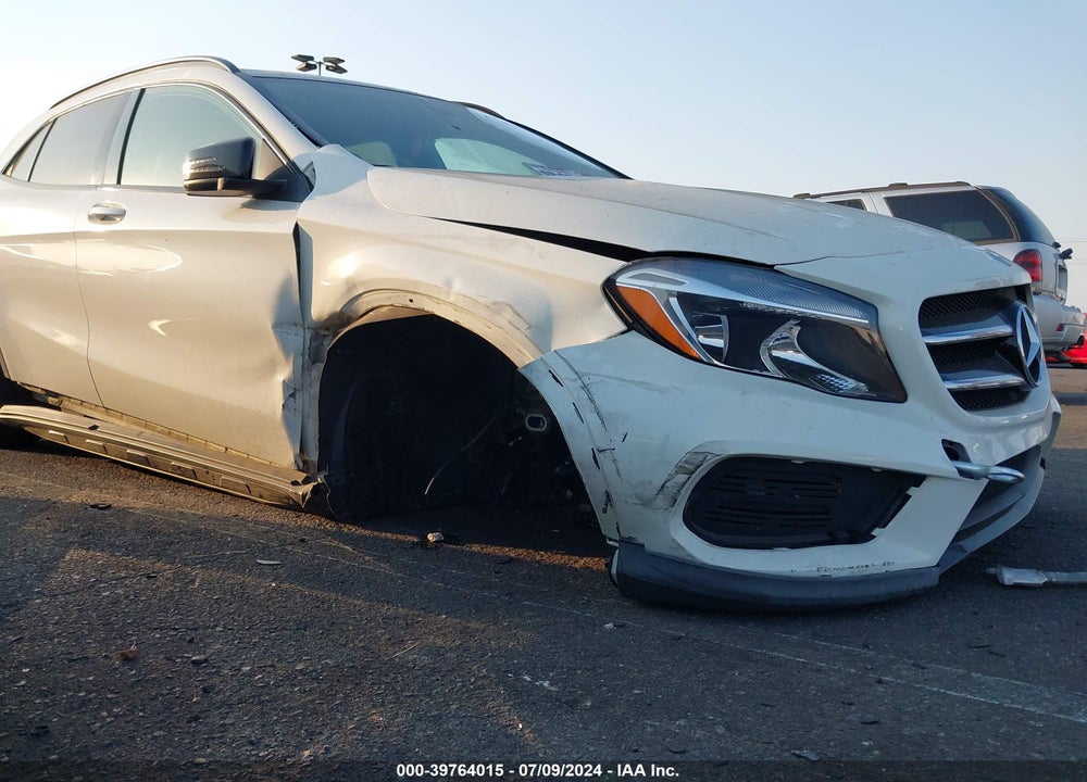 2016 MERCEDES-BENZ GLA 250 4MATIC VIN: WDCTG4GB3GJ223770