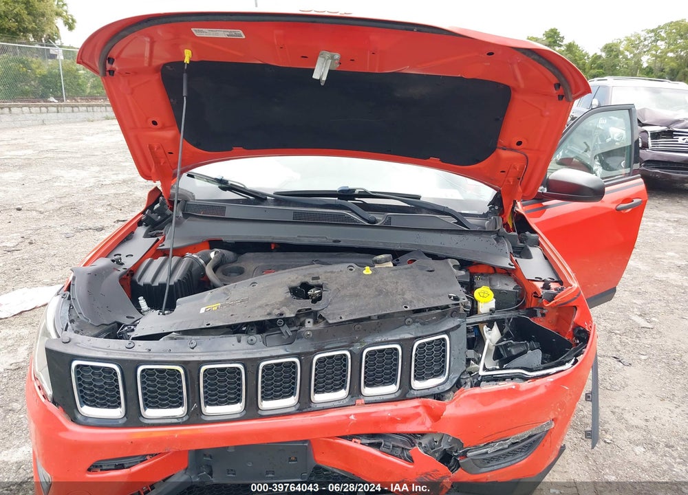 2018 JEEP COMPASS SPORT 4X4 VIN: 3C4NJDAB3JT131485