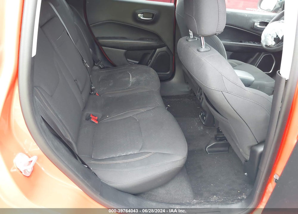 2018 JEEP COMPASS SPORT 4X4 VIN: 3C4NJDAB3JT131485