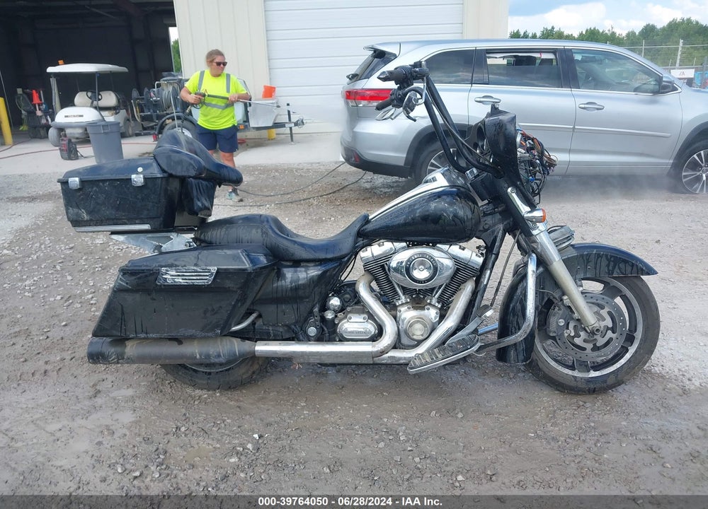 2009 HARLEY-DAVIDSON FLHX VIN: 1HD1KB4139Y678915