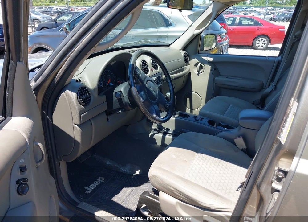 2005 JEEP LIBERTY SPORT VIN: 1J4GL48K65W671562