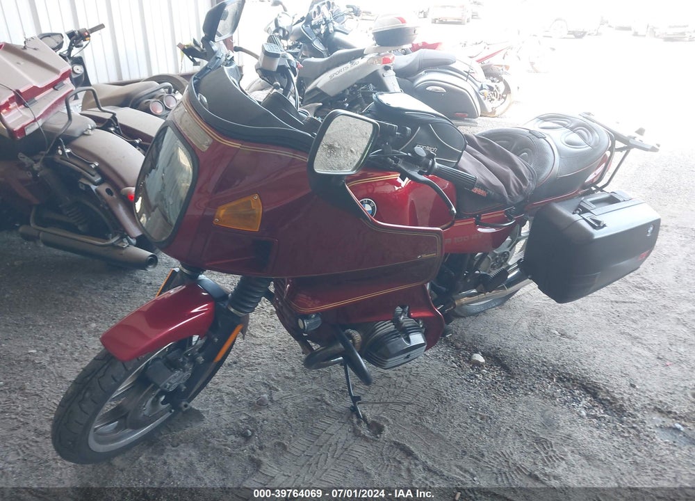 1993 BMW R100 RT VIN: WB1046909P6293900