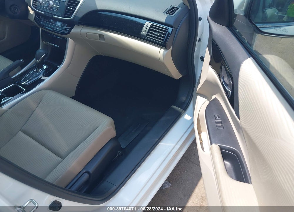 2017 HONDA ACCORD LX VIN: 1HGCR2F33HA200359