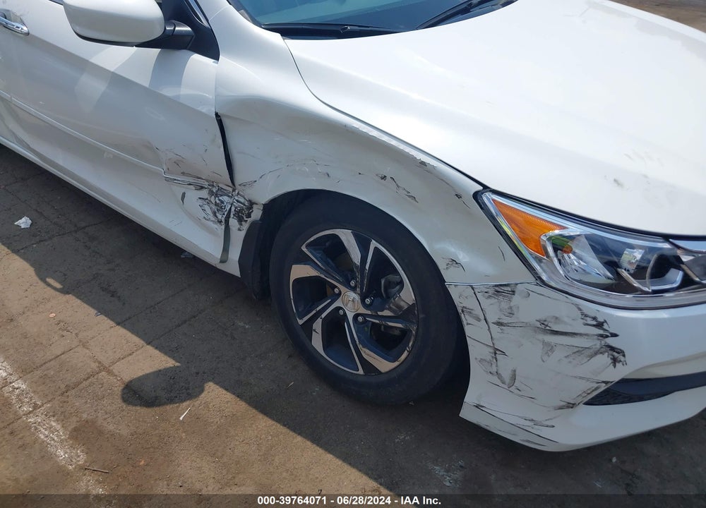 2017 HONDA ACCORD LX VIN: 1HGCR2F33HA200359
