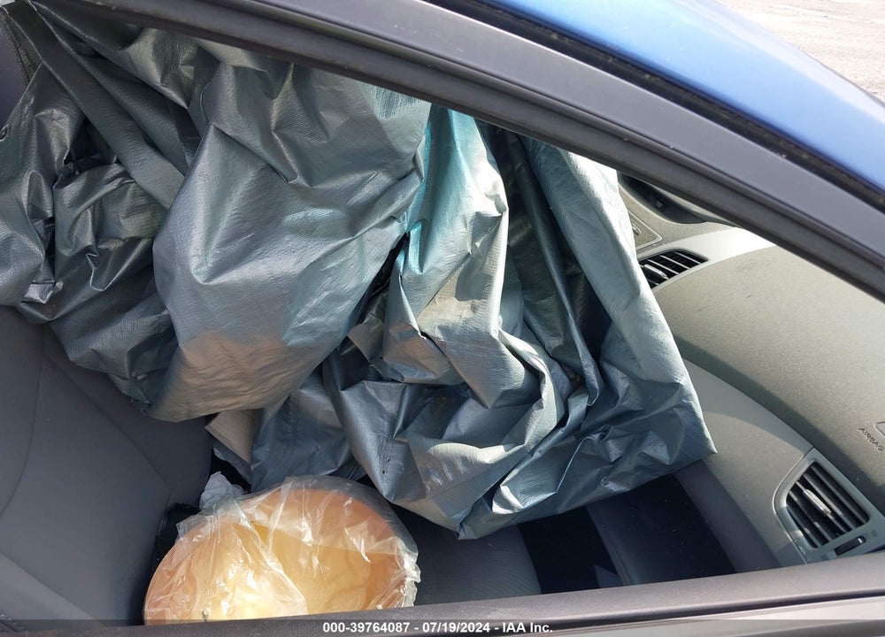 2015 HYUNDAI ELANTRA SE VIN: KMHDH4AEXFU281619