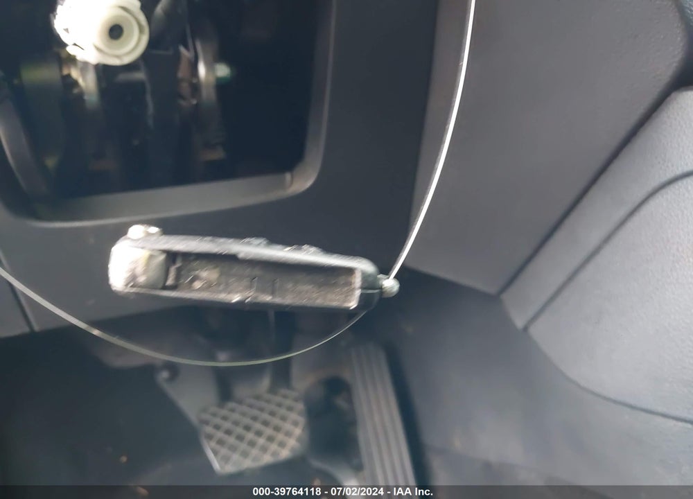 2011 VOLKSWAGEN JETTA 2.5L SE VIN: 3VWDZ7AJ7BM049880