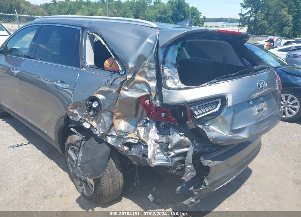 2019 KIA SORENTO 3.3L EX VIN: 5XYPH4A55KG503318