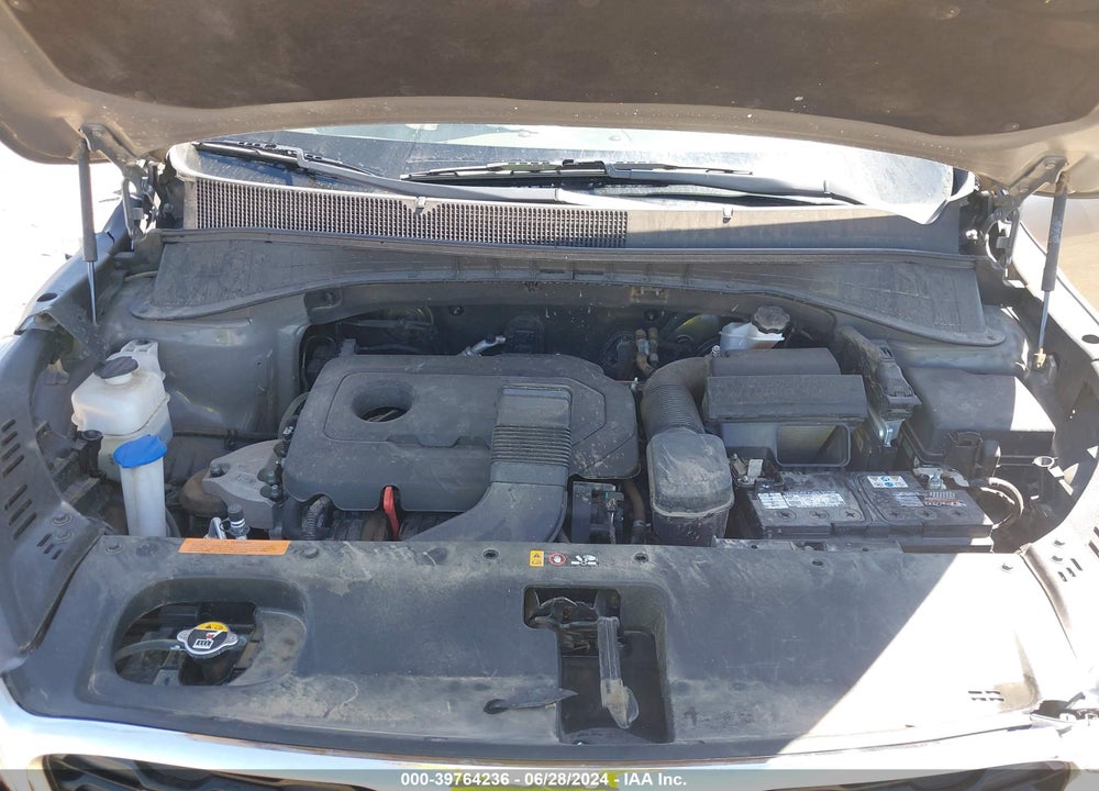 2019 KIA SORENTO 2.4L L VIN: 5XYPG4A30KG556493