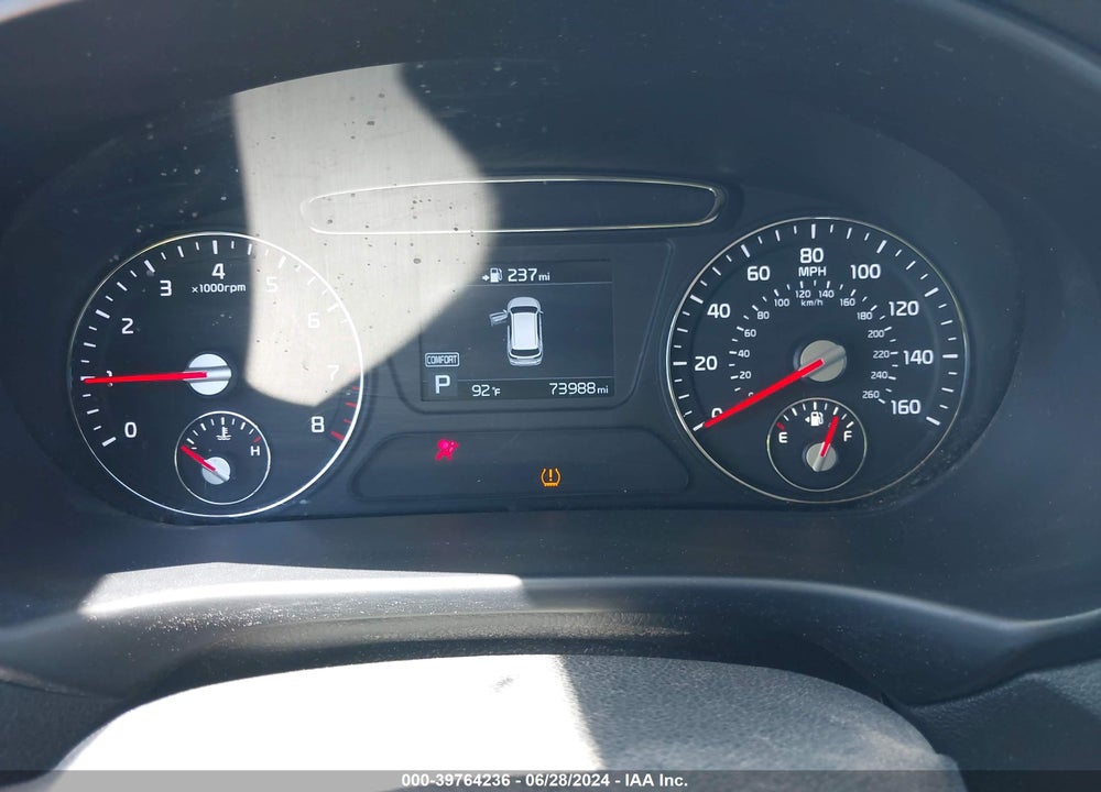 2019 KIA SORENTO 2.4L L VIN: 5XYPG4A30KG556493