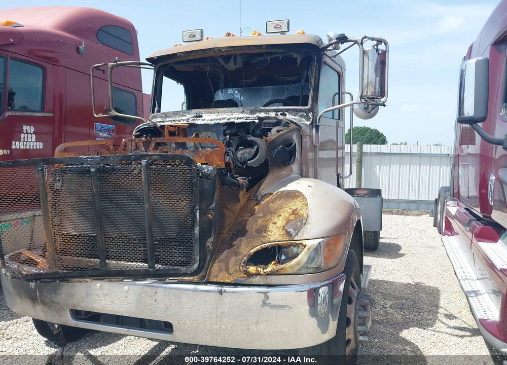 2015 PETERBILT 337 VIN: 2XP2AJ7X7FM260176