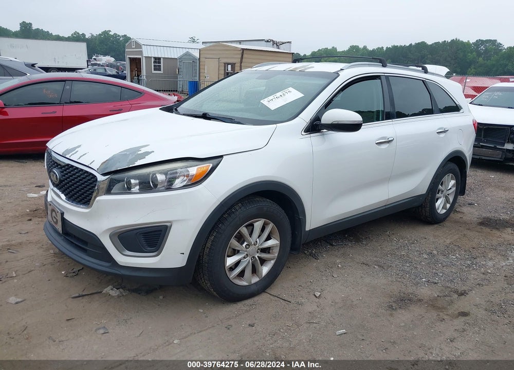 2016 KIA SORENTO 2.4L LX VIN: 5XYPG4A34GG096181