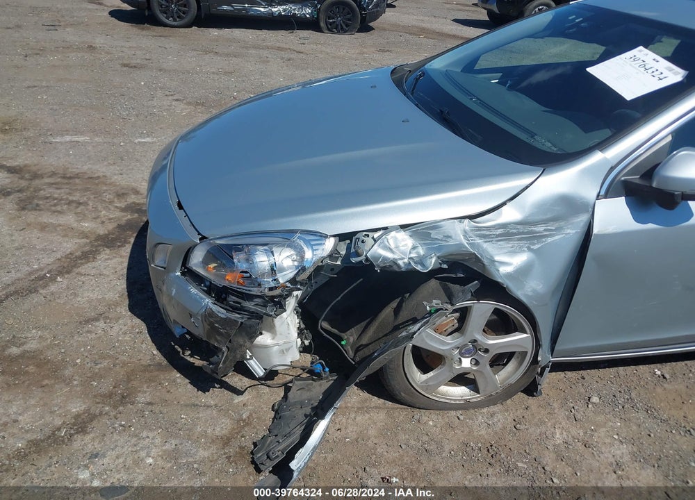 2013 VOLVO S60 T5/T5 PLATINUM/T5 PREMIER/T5 PREMIER PLUS VIN: YV1612FH0D2205029