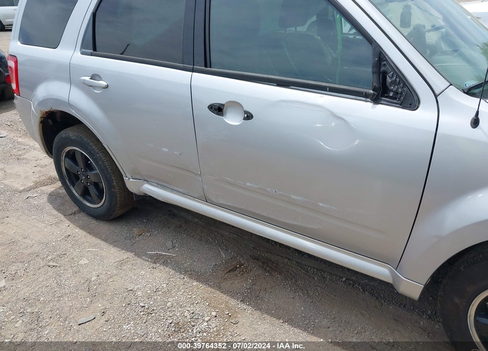 2011 FORD ESCAPE XLT VIN: 1FMCU0DGXBKB22215