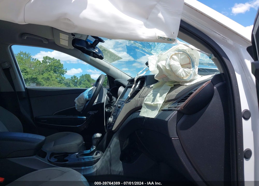 2017 HYUNDAI SANTA FE SPORT 2.4L VIN: 5XYZUDLB0HG444324