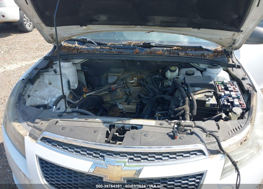 2011 CHEVROLET CRUZE LS VIN: 1G1PC5SH0B7118820