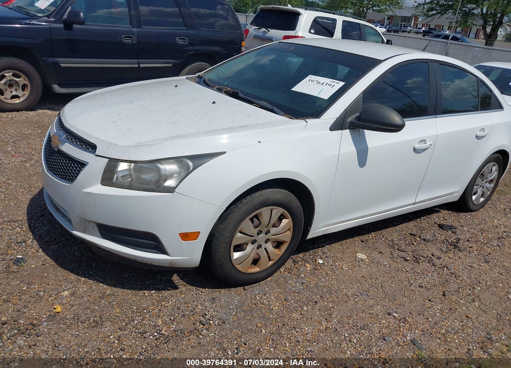 2011 CHEVROLET CRUZE LS VIN: 1G1PC5SH0B7118820