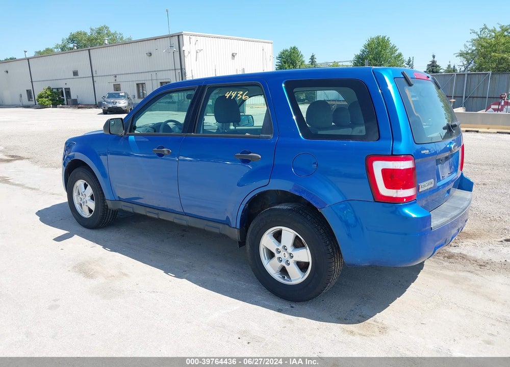 2011 FORD ESCAPE XLS VIN: 1FMCU0C71BKA06564