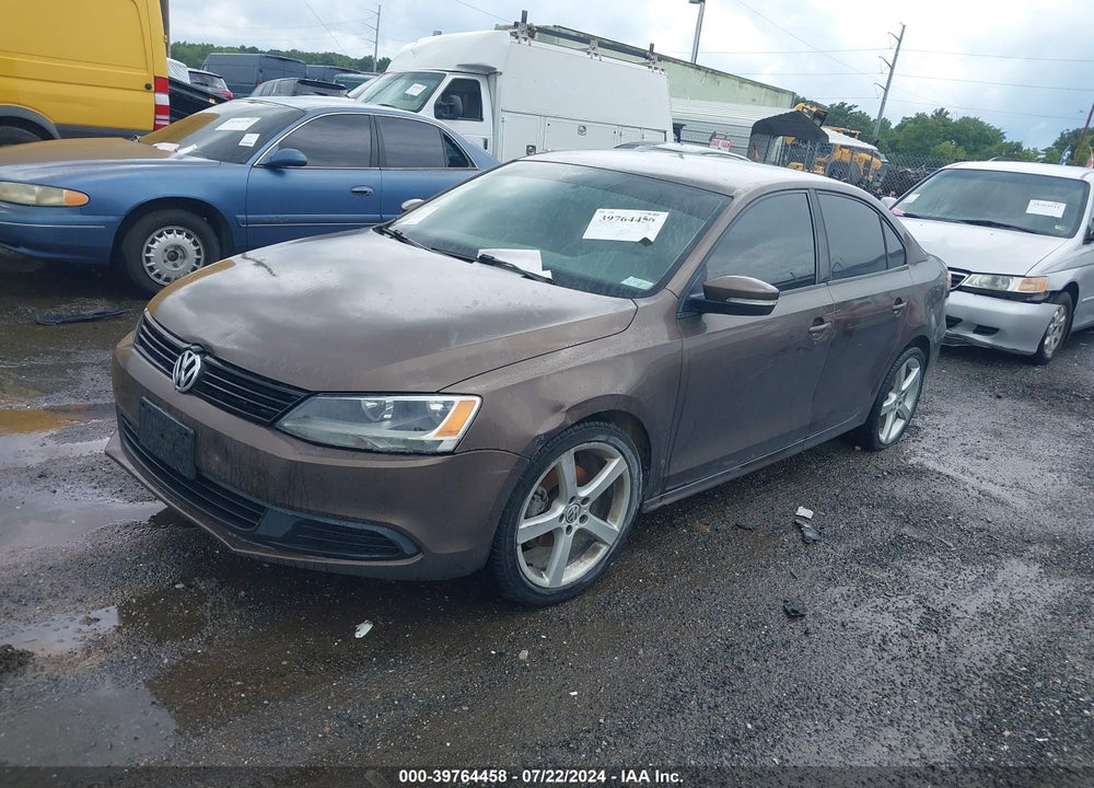 2011 VOLKSWAGEN JETTA 2.5L SE VIN: 3VWDZ7AJ2BM352792