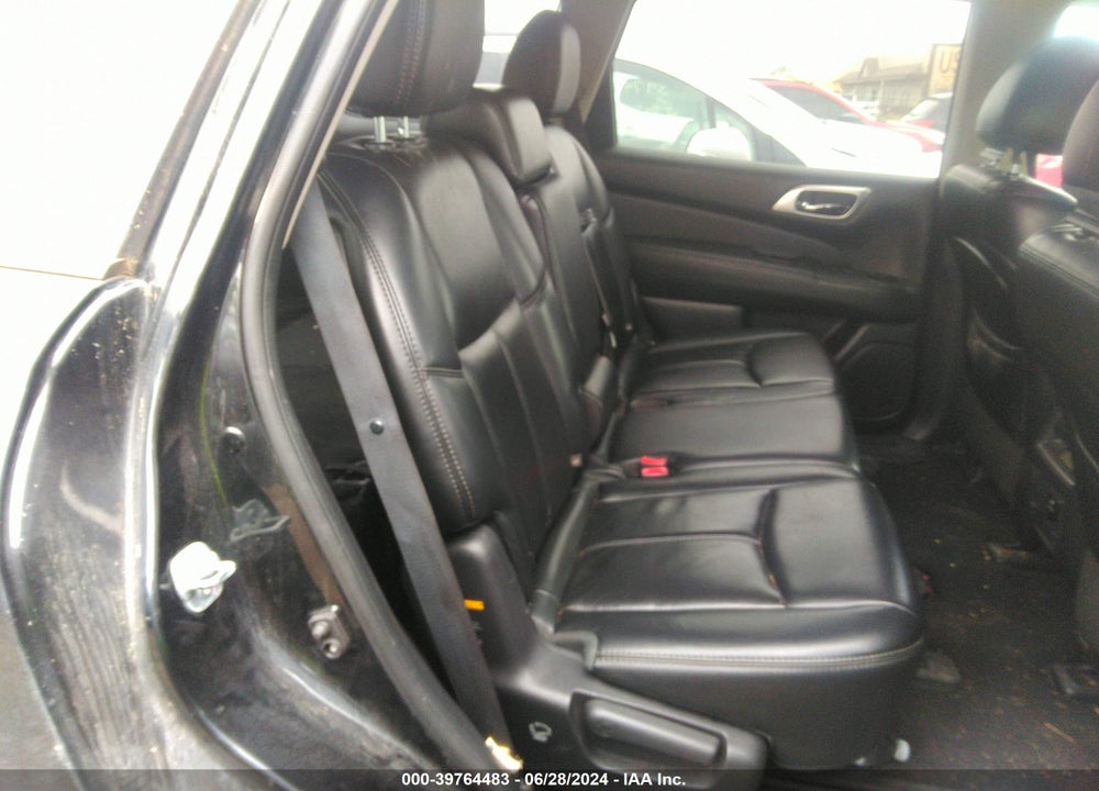 2016 NISSAN PATHFINDER SL VIN: 5N1AR2MM9GC630736