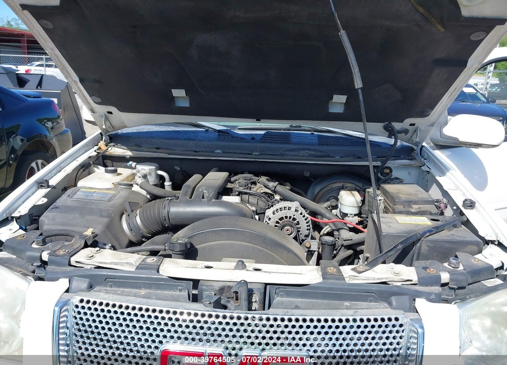 2007 GMC ENVOY DENALI VIN: 1GKET63MX72153552