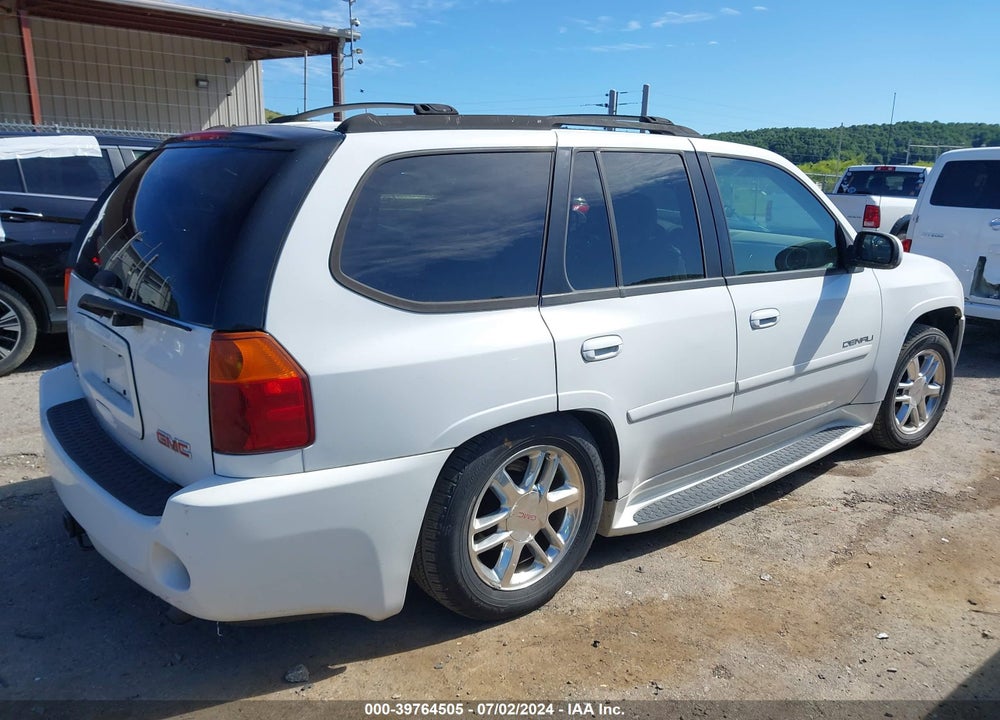 2007 GMC ENVOY DENALI VIN: 1GKET63MX72153552