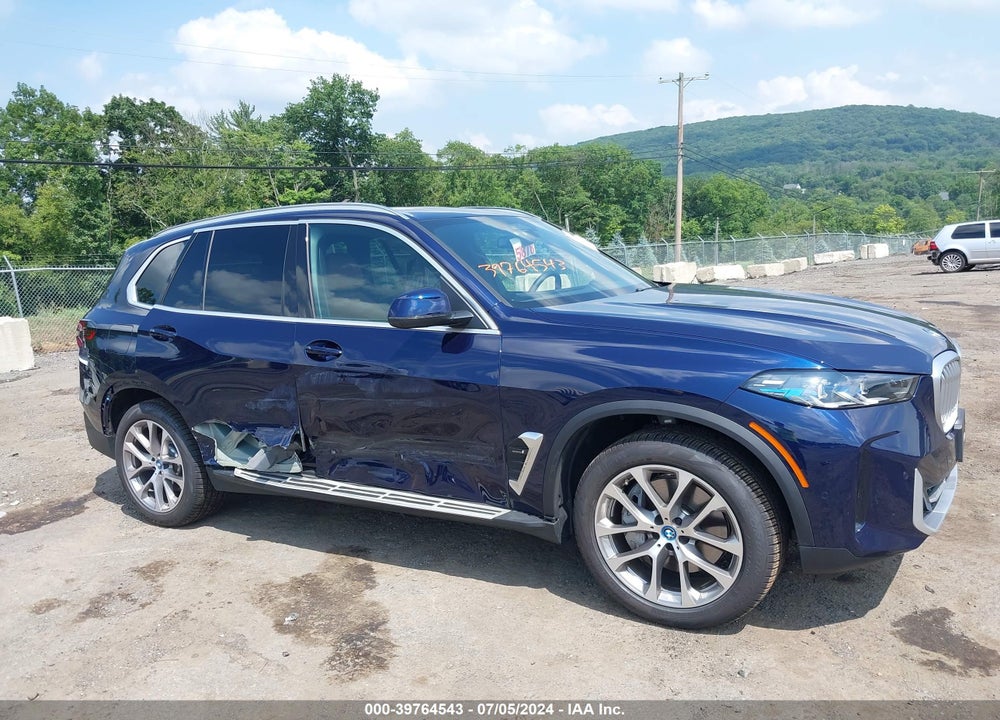 2024 BMW X5 PHEV XDRIVE50E VIN: 5UX43EU06R9U00152