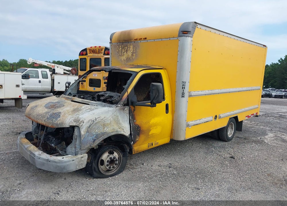 2005 GMC SAVANA 3500 STANDARD VIN: 1GDHG31U151910173