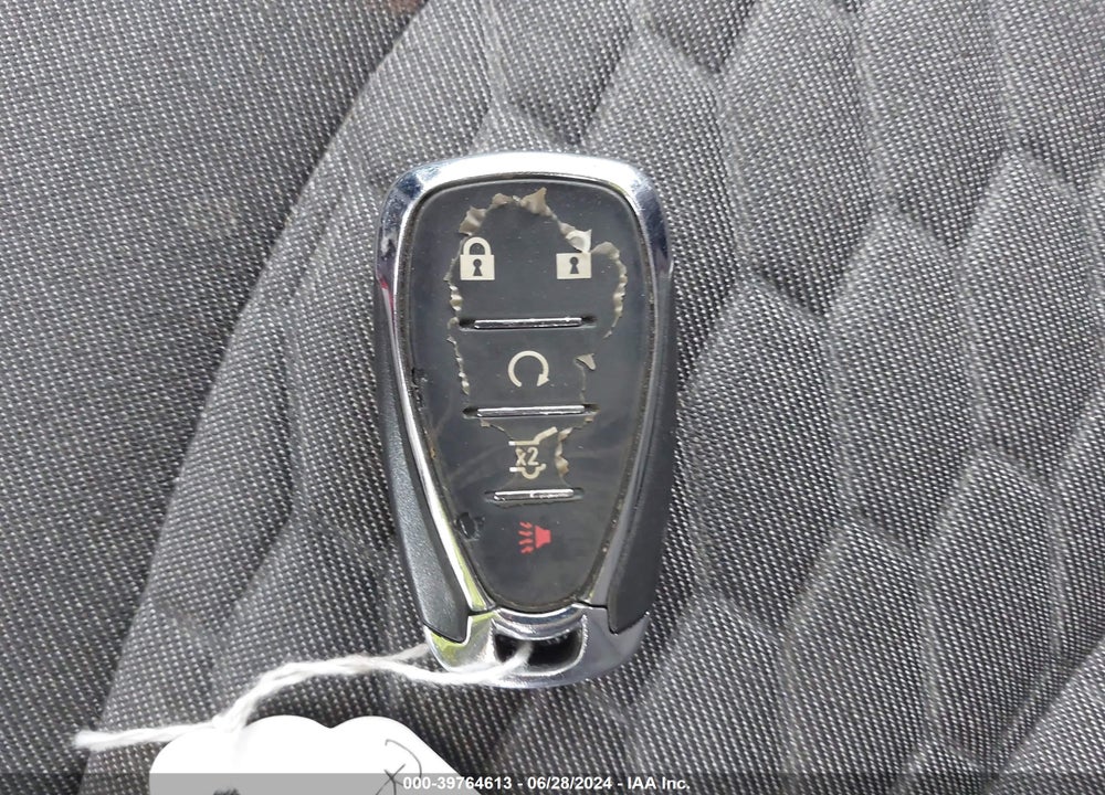 2019 CHEVROLET EQUINOX LT VIN: 2GNAXKEV0K6172689