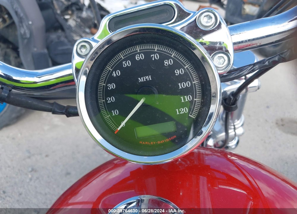 2013 HARLEY-DAVIDSON XL1200 C VIN: 1HD1CT31XDC444006