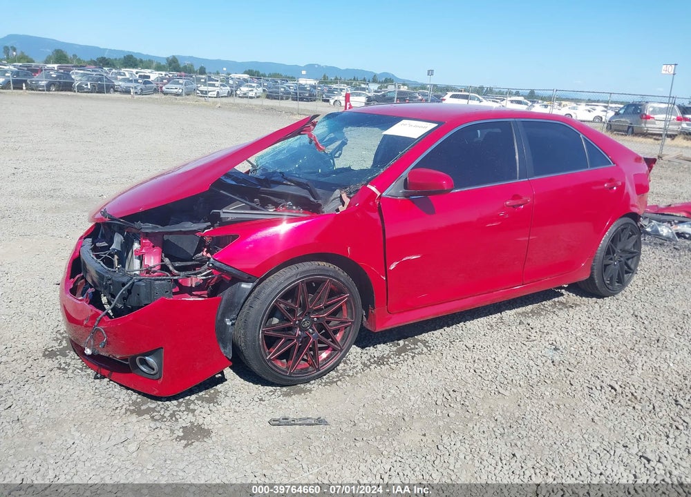 2014 TOYOTA CAMRY SE VIN: 4T1BF1FK5EU865452