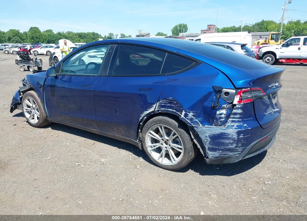 2021 TESLA MODEL Y LONG RANGE DUAL MOTOR ALL-WHEEL DRIVE VIN: 5YJYGDEE8MF105080
