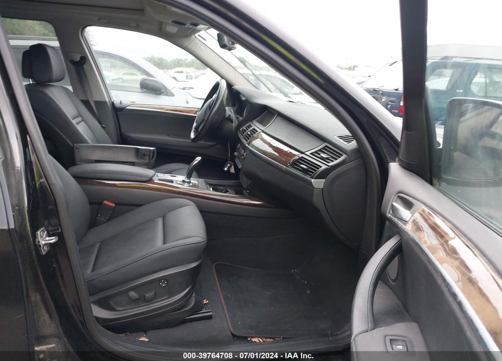 2011 BMW X5 XDRIVE35I/XDRIVE35I PREMIUM/XDRIVE35I SPORT ACTIVITY VIN: 5UXZV4C54BL403972