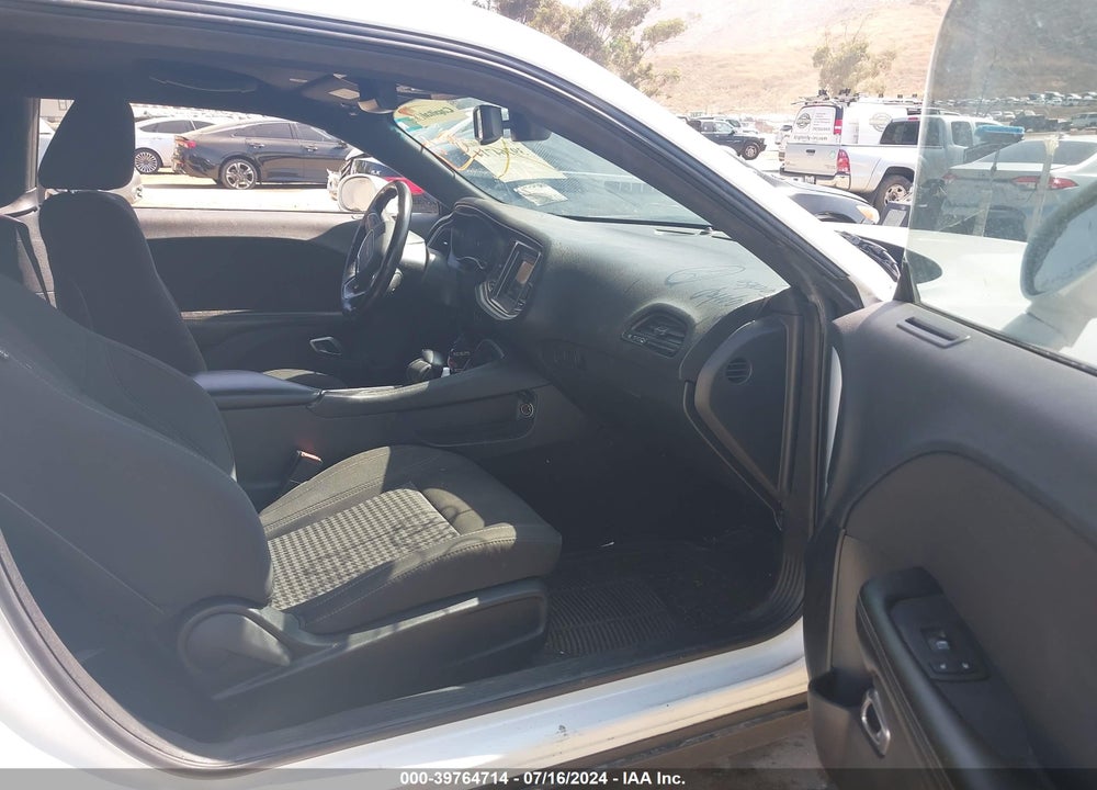 2019 DODGE CHALLENGER SXT VIN: 2C3CDZAG3KH680108