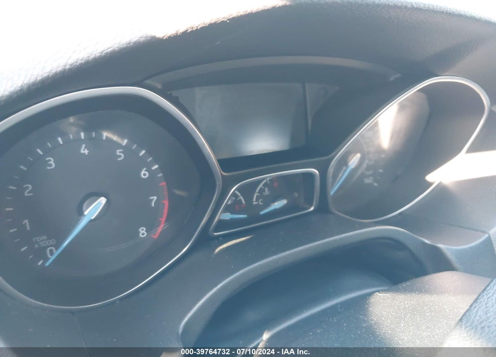 2018 FORD FOCUS SE VIN: 1FADP3F26JL288541