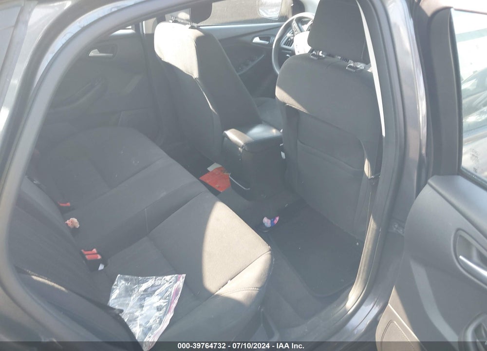 2018 FORD FOCUS SE VIN: 1FADP3F26JL288541