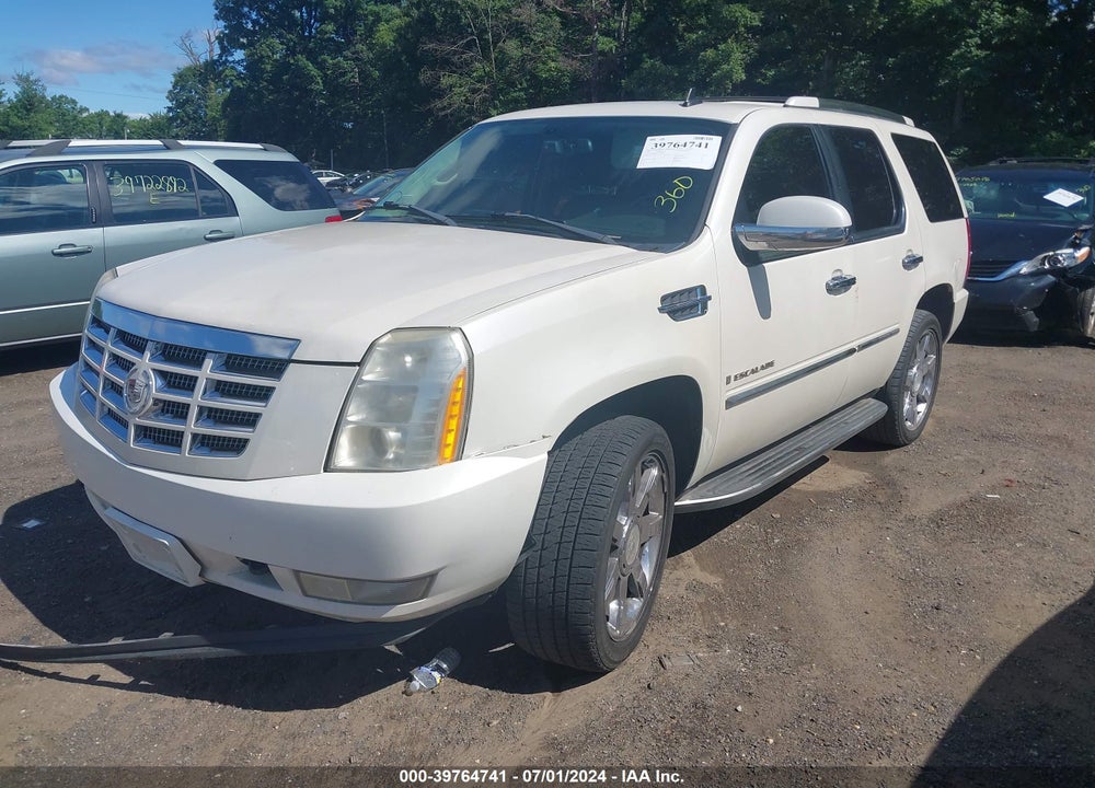 2008 CADILLAC ESCALADE STANDARD VIN: 1GYFK63878R130867