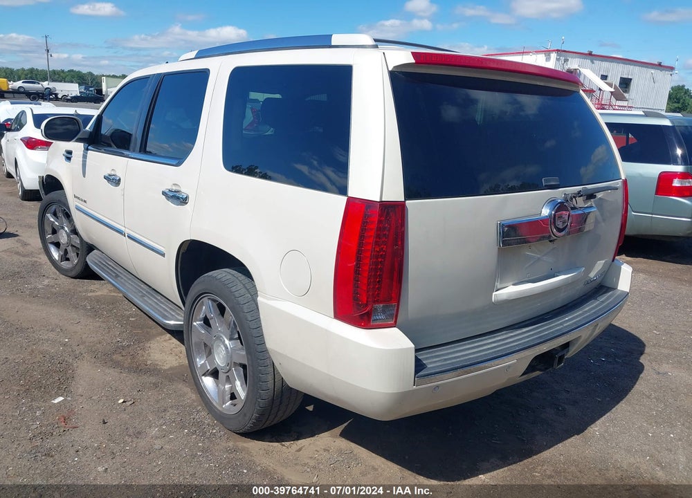2008 CADILLAC ESCALADE STANDARD VIN: 1GYFK63878R130867