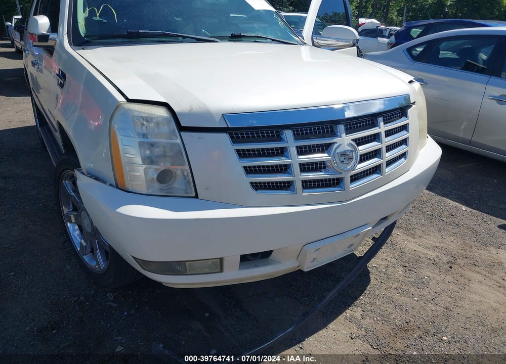 2008 CADILLAC ESCALADE STANDARD VIN: 1GYFK63878R130867
