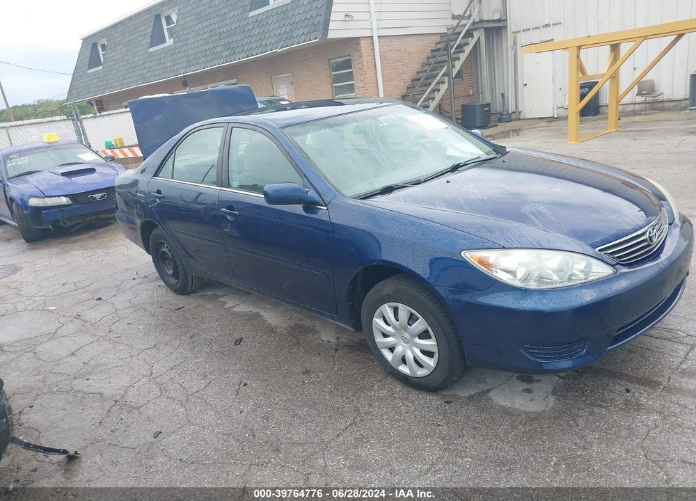 2005 TOYOTA CAMRY LE VIN: 4T1BE32K35U055421