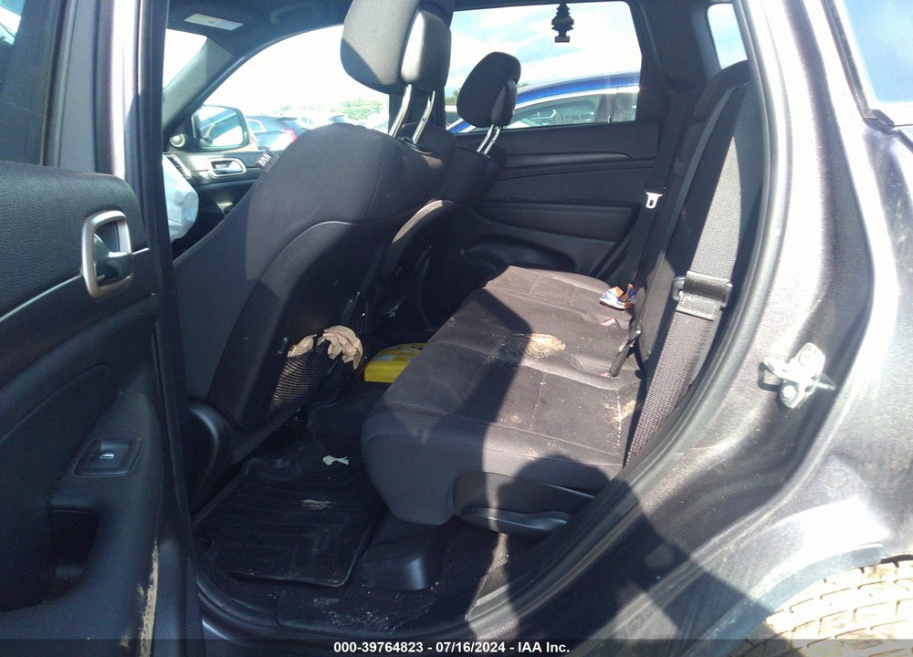 2015 JEEP GRAND CHEROKEE LAREDO VIN: 1C4RJFAG0FC714513