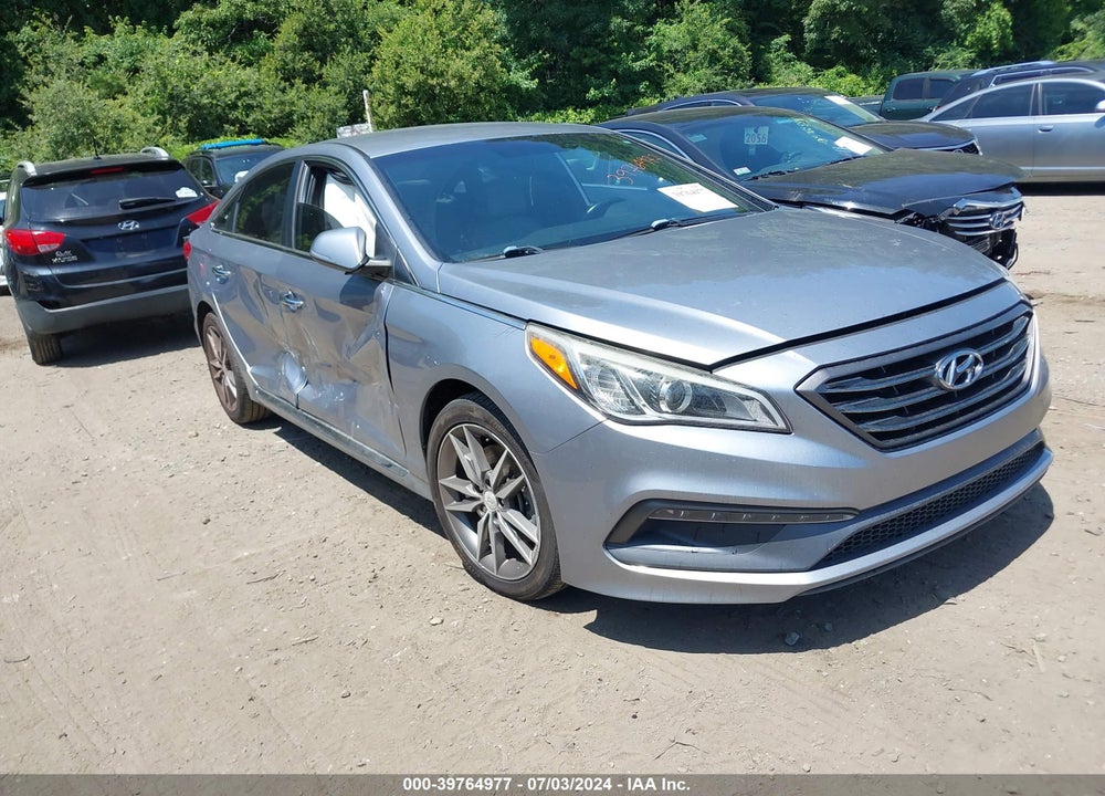 2015 HYUNDAI SONATA SPORT 2.0T VIN: 5NPE34AB9FH230233