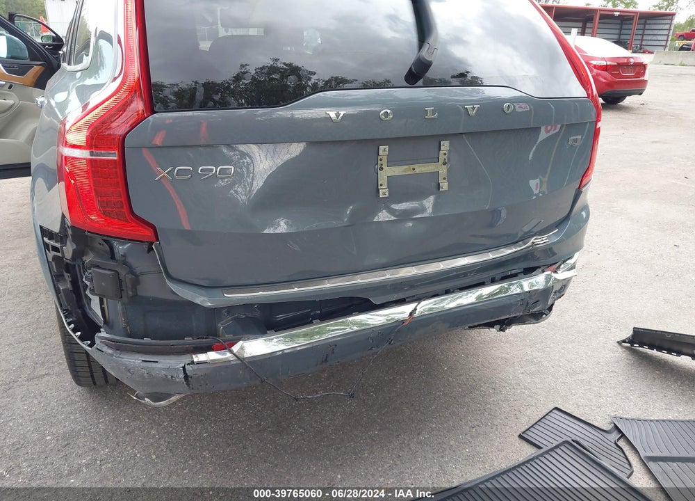 2022 VOLVO XC90 RECHARGE PLUG-IN HYBRID T8 INSCRIPTION EXPRESSION 6 PASSENGER VIN: YV4BR00Z2N1820205