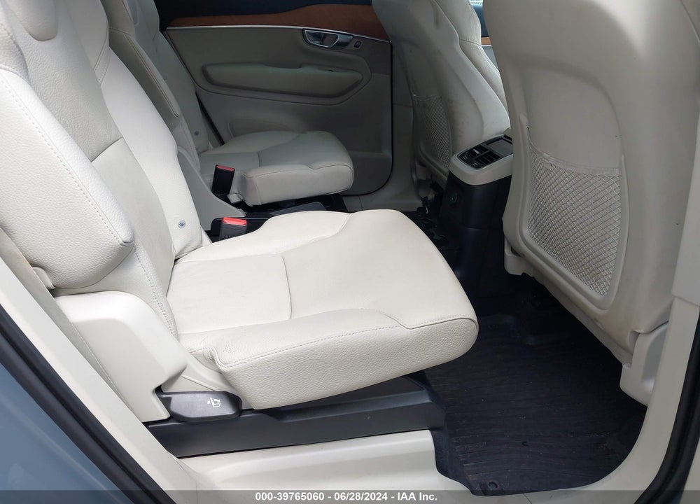 2022 VOLVO XC90 RECHARGE PLUG-IN HYBRID T8 INSCRIPTION EXPRESSION 6 PASSENGER VIN: YV4BR00Z2N1820205