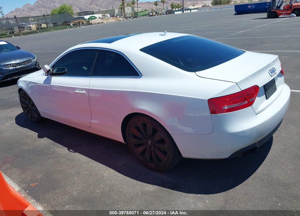 2012 AUDI A5 2.0T PREMIUM VIN: WAULFAFRXCA004771