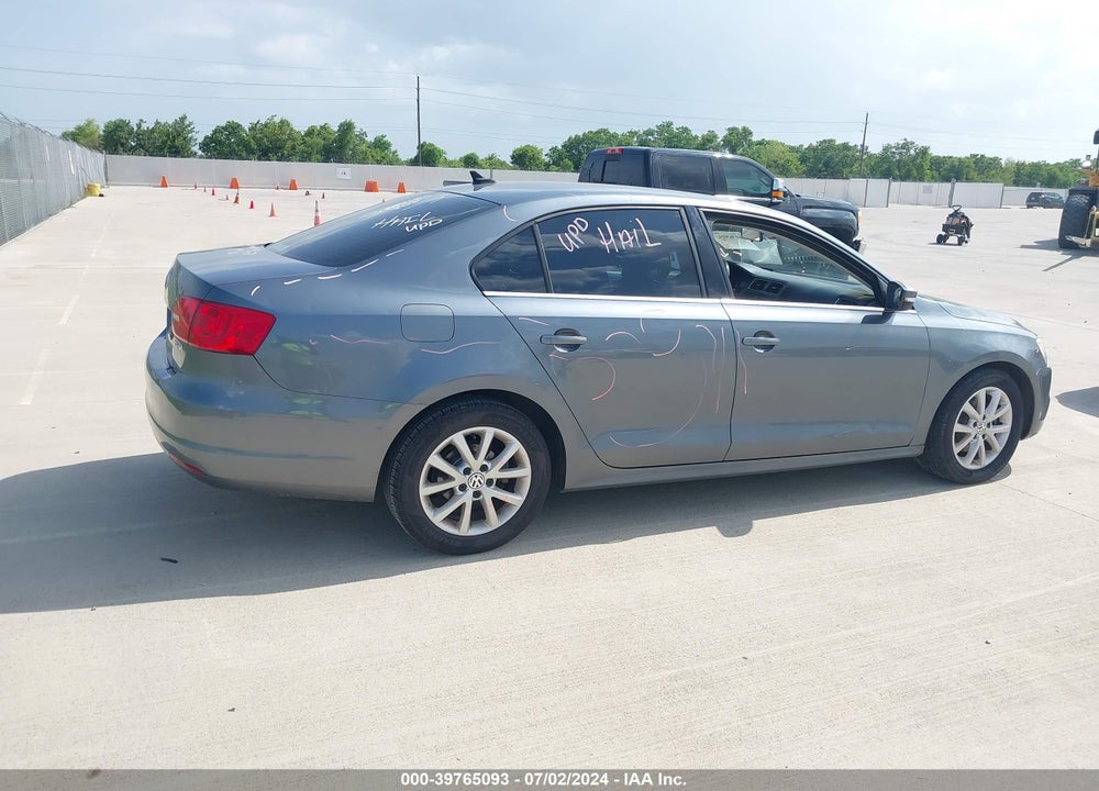 2013 VOLKSWAGEN JETTA 2.5L SE VIN: 3VWBX7AJ2DM355630