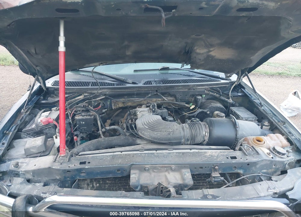 2003 FORD F-150 LARIAT/XLT VIN: 1FTRW07623KA38628
