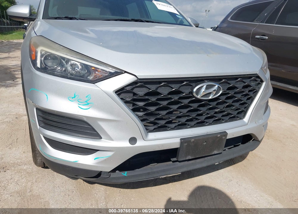 2019 HYUNDAI TUCSON SE VIN: KM8J23A43KU926823