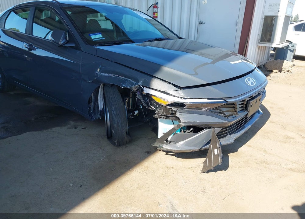 2024 HYUNDAI ELANTRA SEL VIN: KMHLM4DG5RU778263