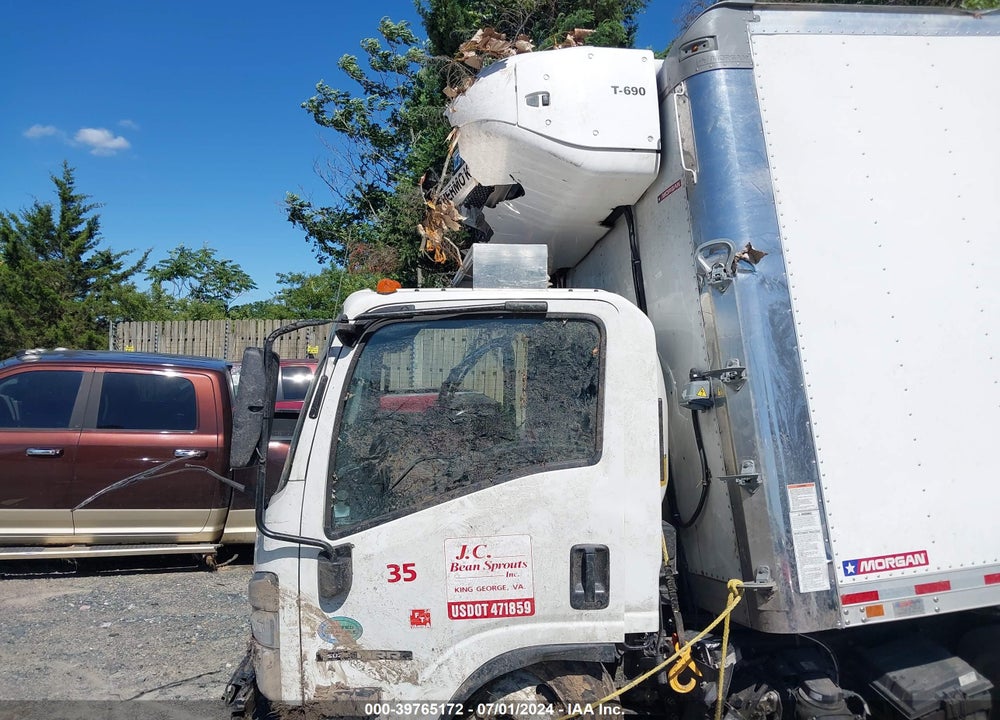 2023 ISUZU NRR VIN: JALE5W168P7306151