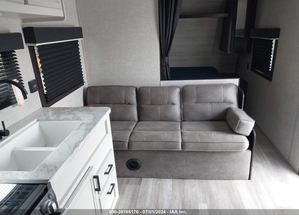 2022 JAYCO JAYFL184BH VIN: 1UJBJ0BN6N17V3189